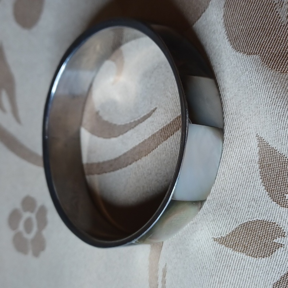 Abalone Bangle - image 2